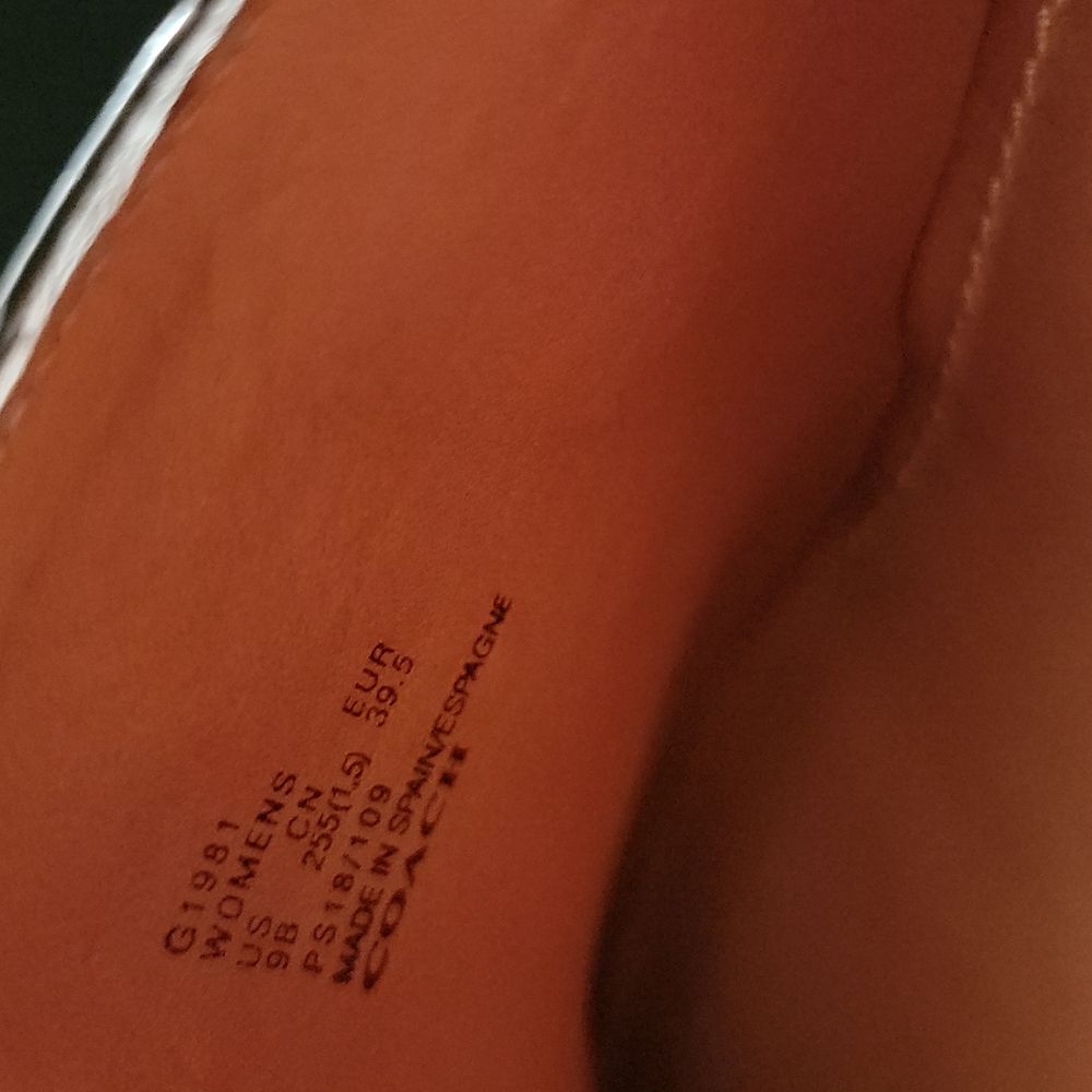 NWOT Coach Western Mule w/ Prairie Rivets and block heel (G1981) NWOT/Box - Picture 4 of 10